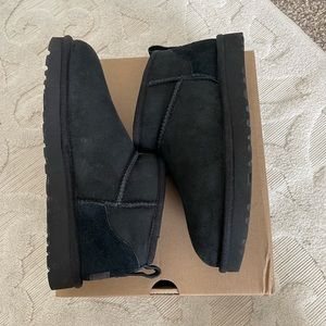 Ultra mini Uggs